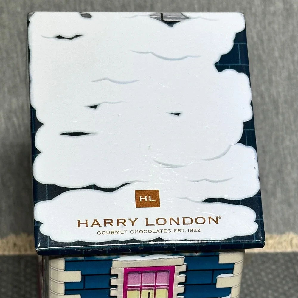 Harry London Posh Paws Pet Boutique House Tin Christmas Holiday Collectible